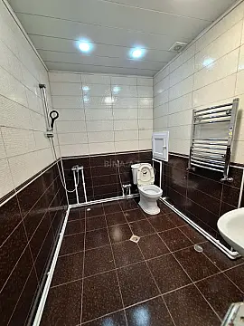 Kirayə verilir 2 otaqlı mənzil 90 m²