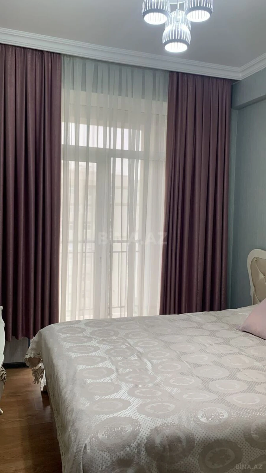 Satılır 4 otaqlı mənzil 111 m²