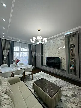 Satılır 3 otaqlı mənzil 107 m²