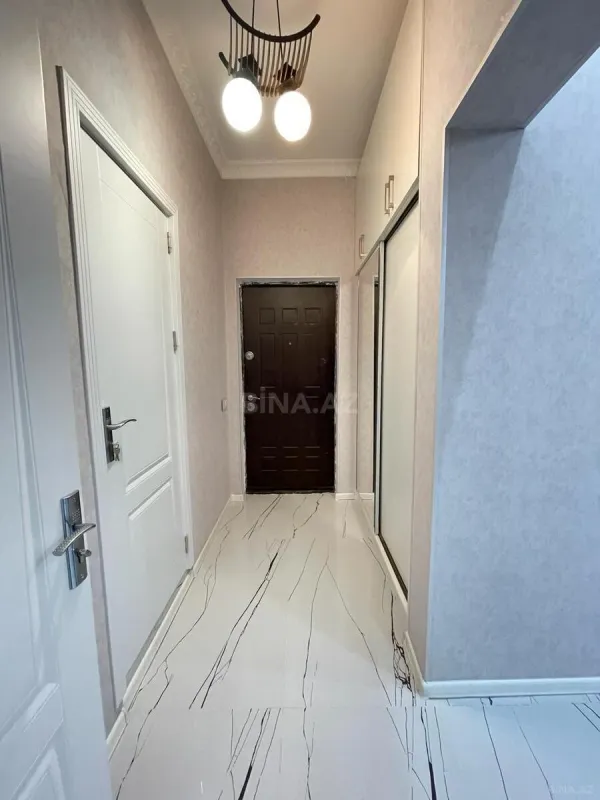 Kirayə verilir 2 otaqlı mənzil 65 m²