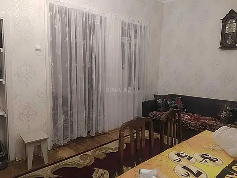 Satılır 2 otaqlı mənzil 82 m²