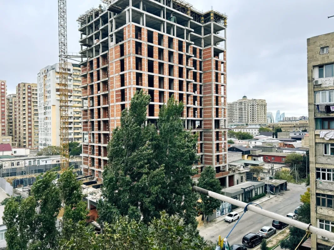 Satılır 3 otaqlı mənzil 78 m²