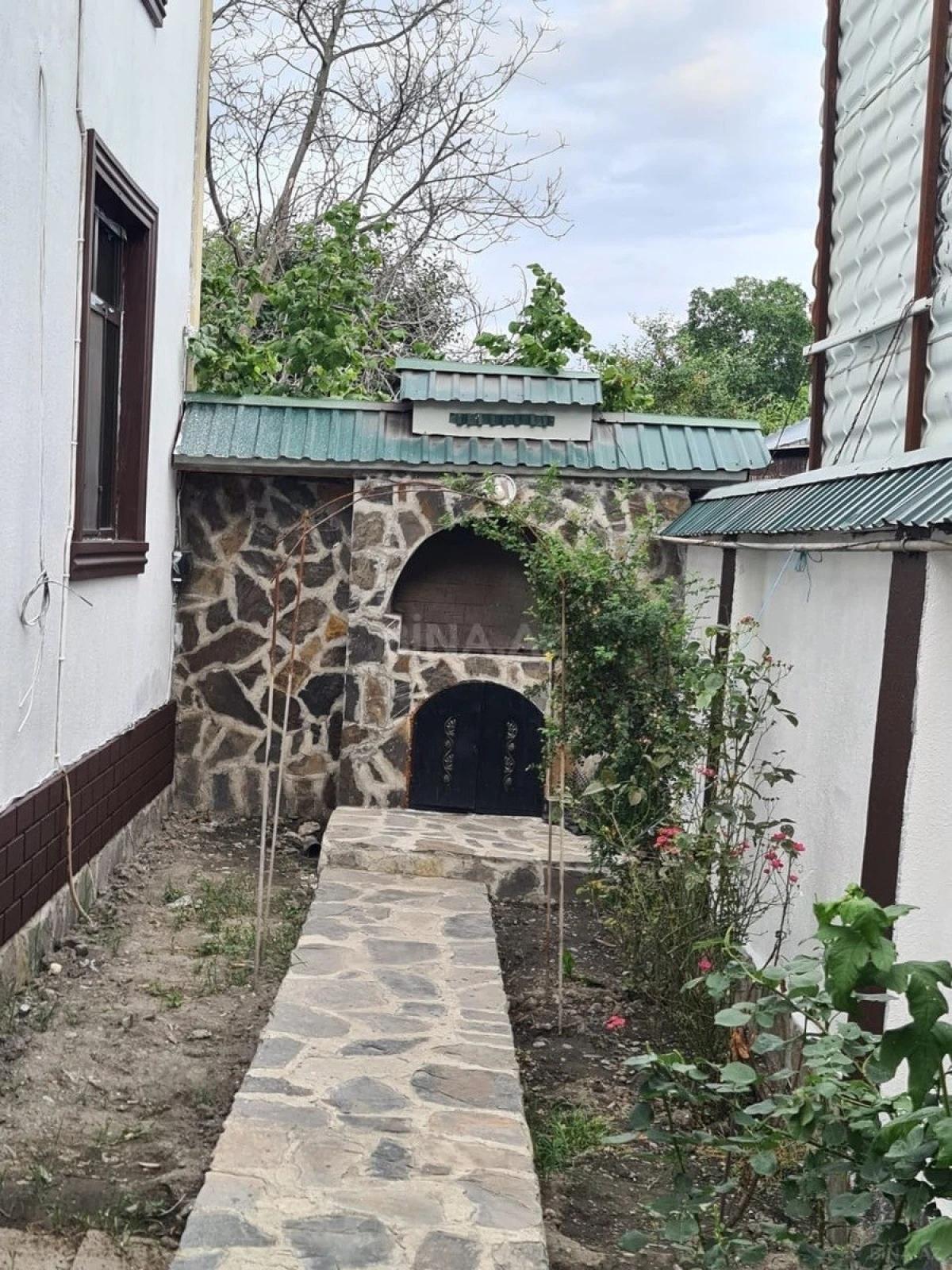 Kirayə verilir 5 otaqlı həyət evi 220 m²