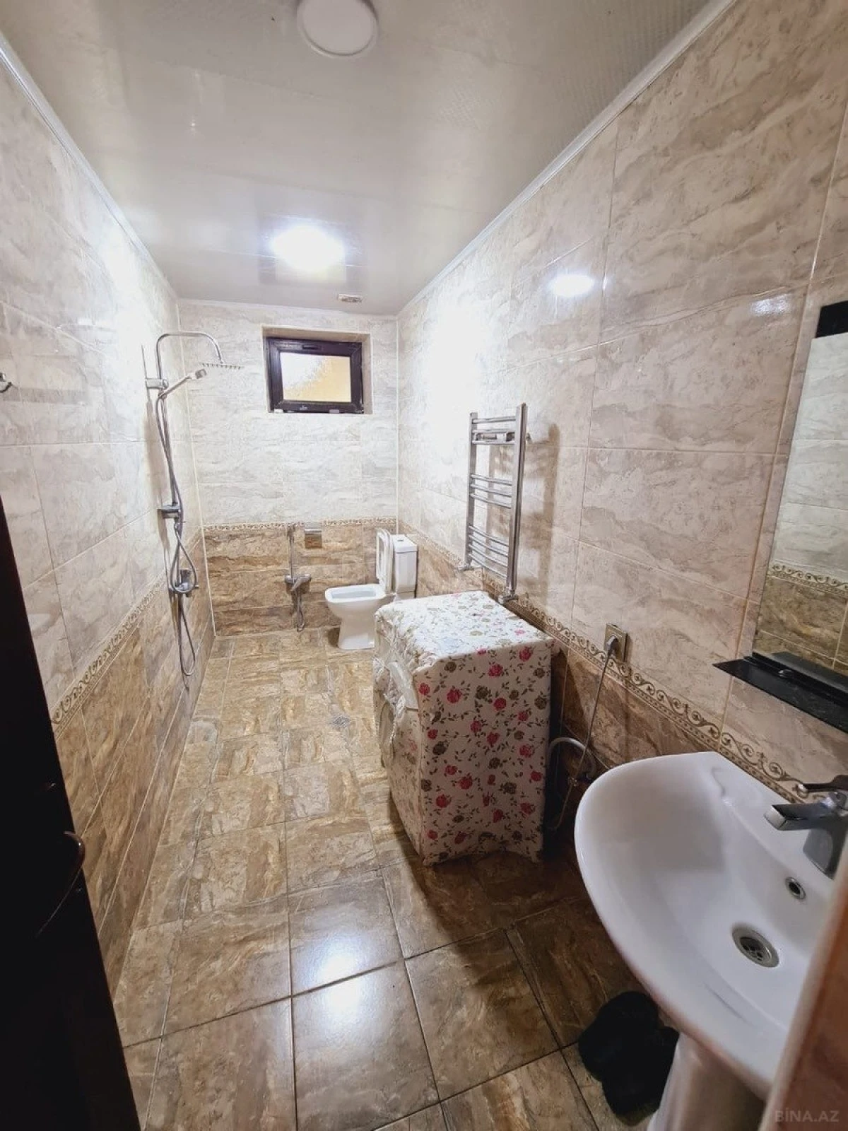 Kirayə verilir 5 otaqlı həyət evi 220 m²