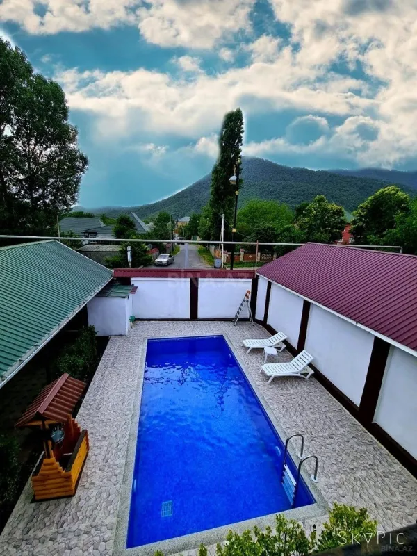 Kirayə verilir 5 otaqlı həyət evi 220 m²