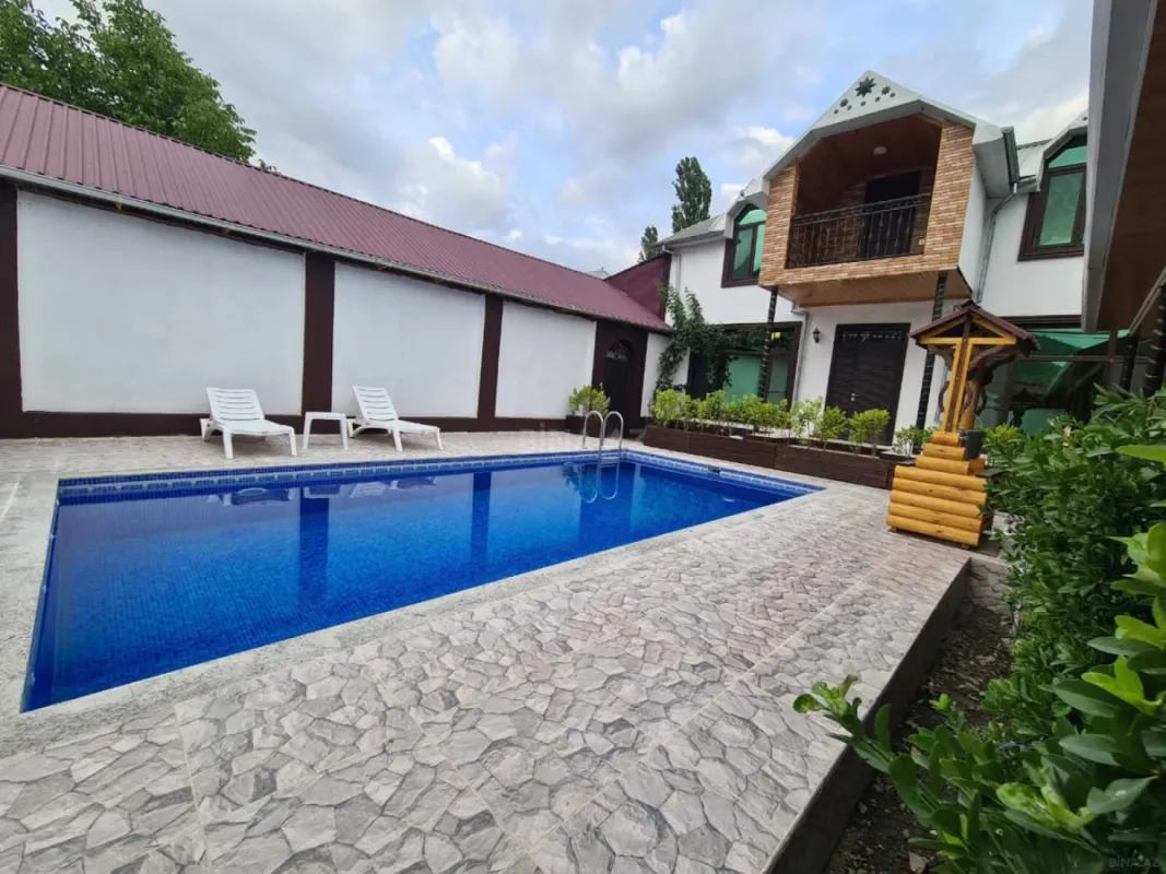 Kirayə verilir 5 otaqlı həyət evi 220 m²