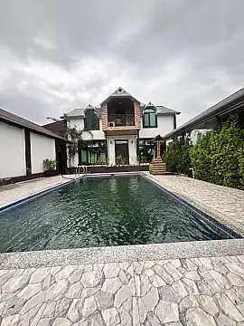 Kirayə verilir 5 otaqlı həyət evi 220 m² — Qəbələ 5 otaq 220.00 m²