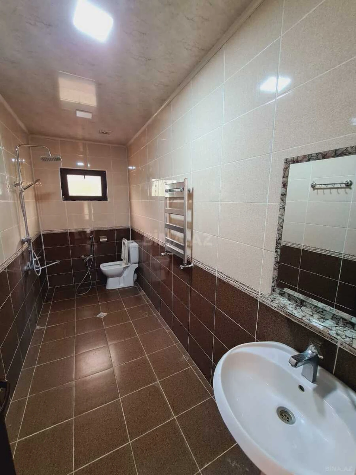 Kirayə verilir 5 otaqlı həyət evi 220 m²