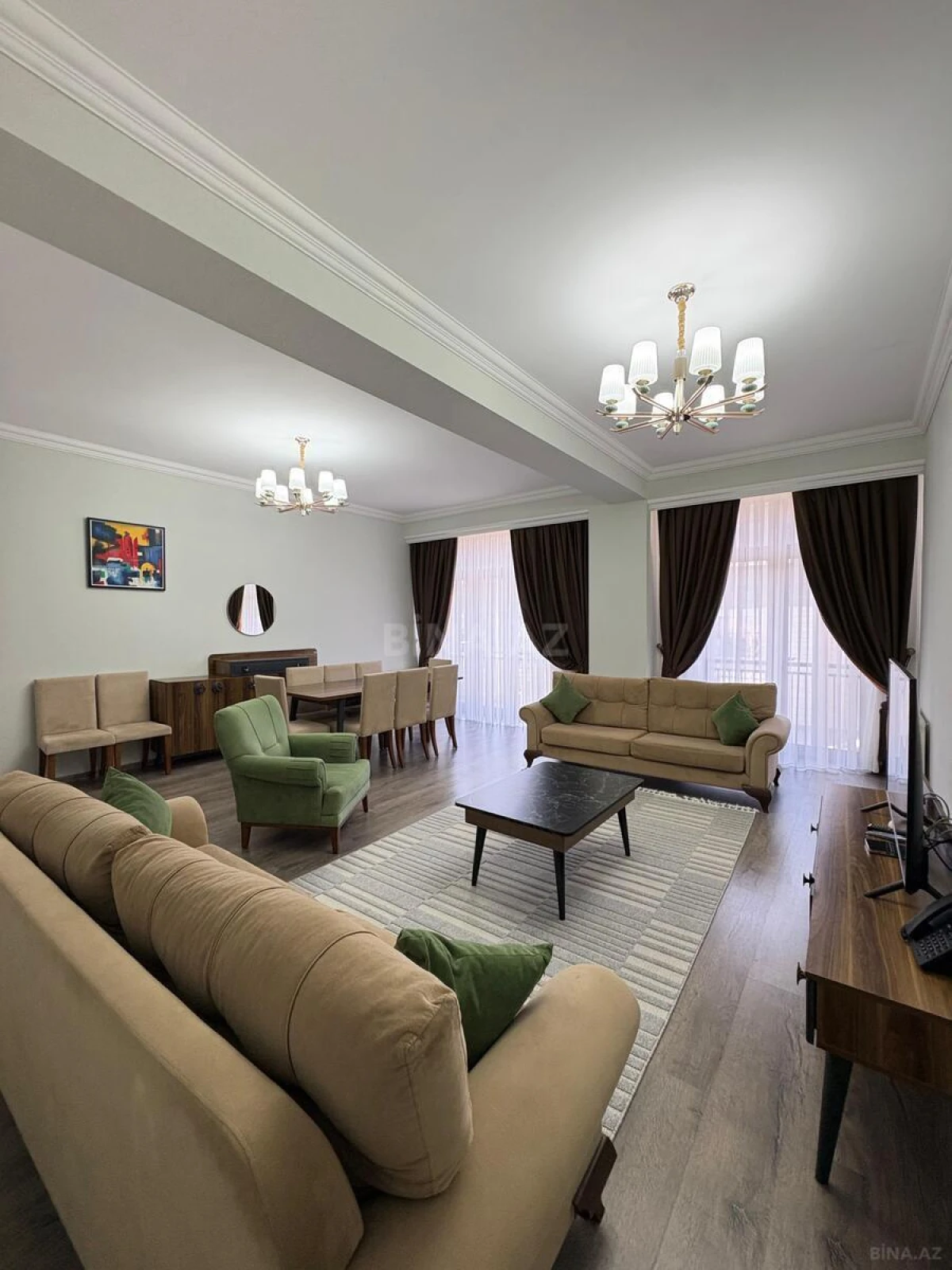 Kirayə verilir 4 otaqlı mənzil 170 m²