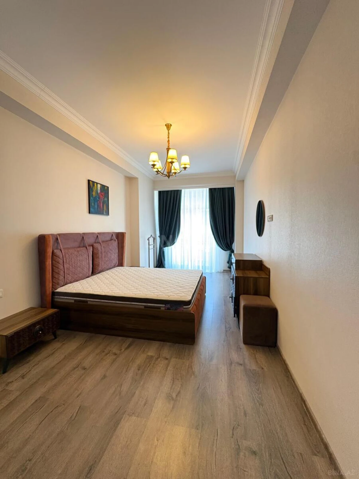 Kirayə verilir 4 otaqlı mənzil 170 m²