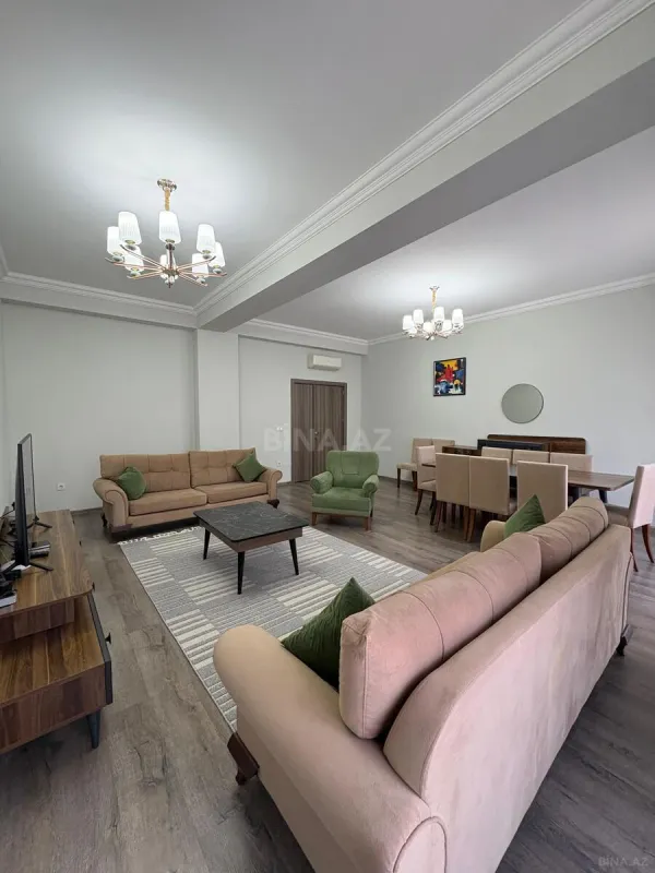 Kirayə verilir 4 otaqlı mənzil 170 m²