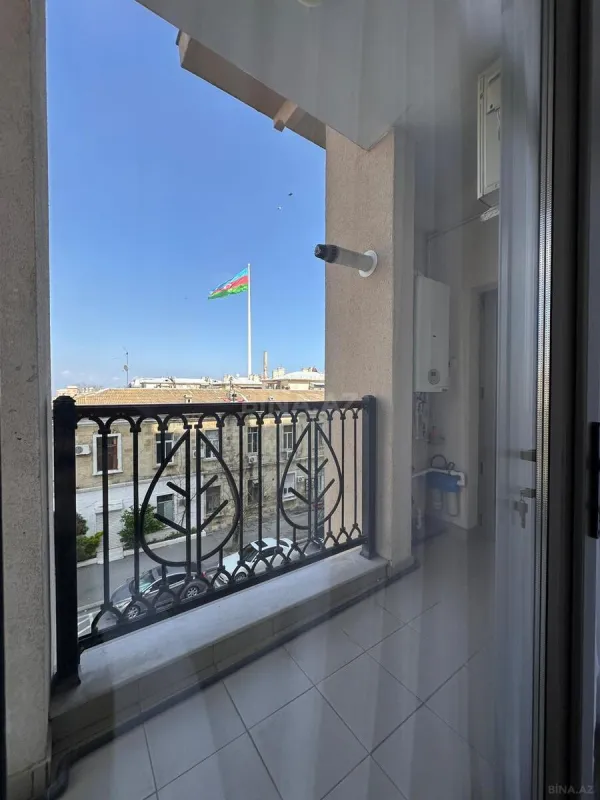 Kirayə verilir 3 otaqlı mənzil 110 m²