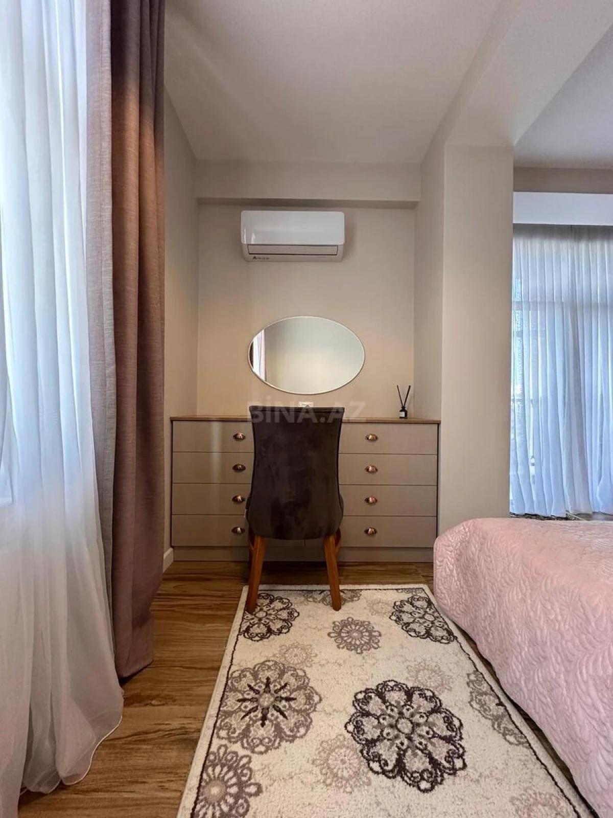 Kirayə verilir 3 otaqlı mənzil 110 m²