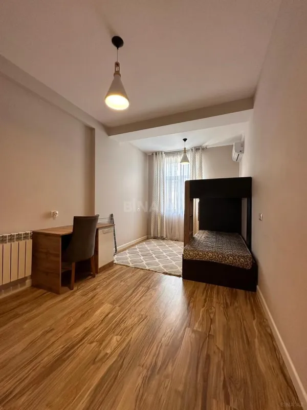 Kirayə verilir 3 otaqlı mənzil 110 m²