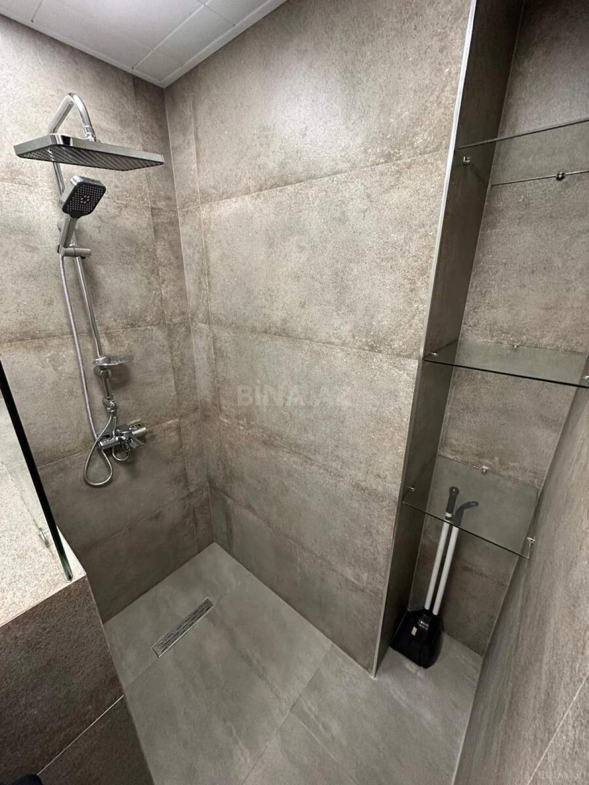 Kirayə verilir 3 otaqlı mənzil 110 m²