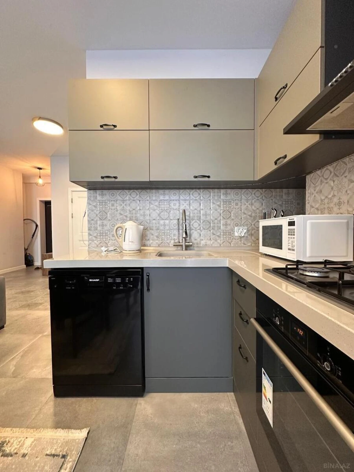 Kirayə verilir 3 otaqlı mənzil 110 m²