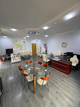 Kirayə verilir 8 otaqlı ofis 320 m²