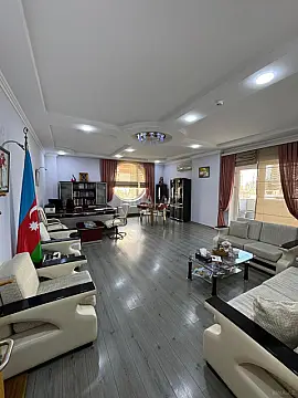 Kirayə verilir 8 otaqlı ofis 320 m² — Bakı 8 otaq 320.00 m²