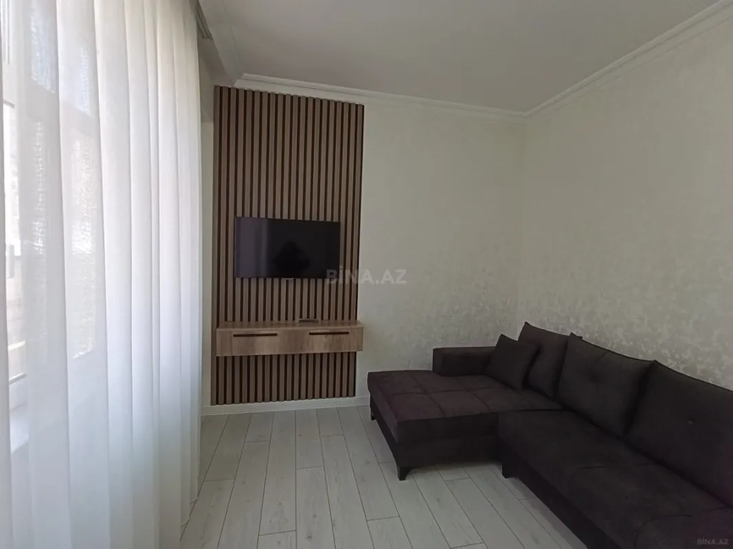 Kirayə verilir 2 otaqlı mənzil 85 m²