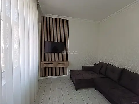 Kirayə verilir 2 otaqlı mənzil 85 m²