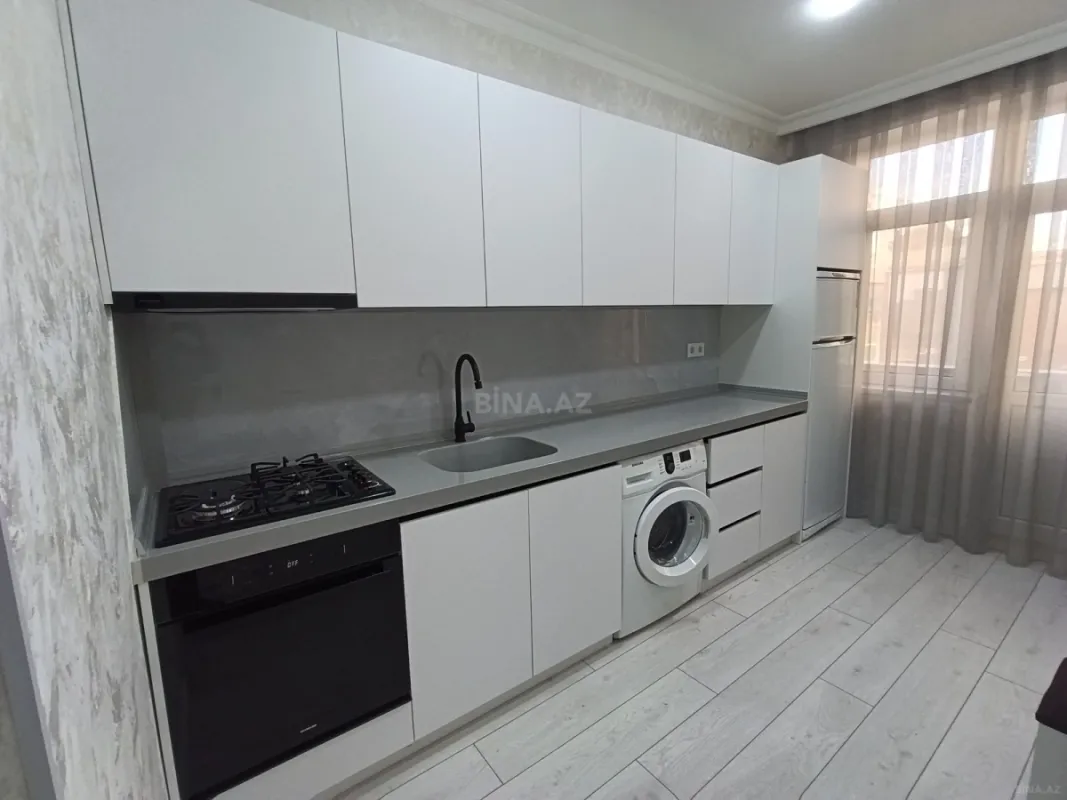 Kirayə verilir 2 otaqlı mənzil 85 m²