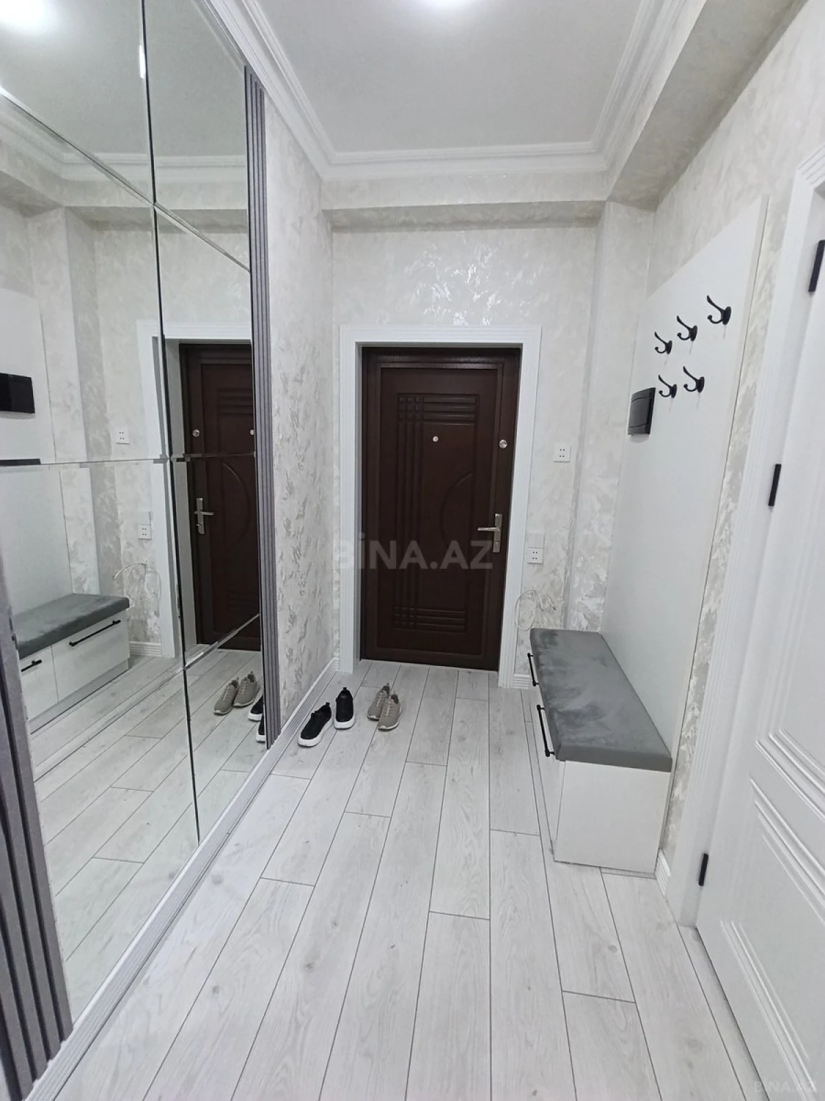 Kirayə verilir 2 otaqlı mənzil 85 m²