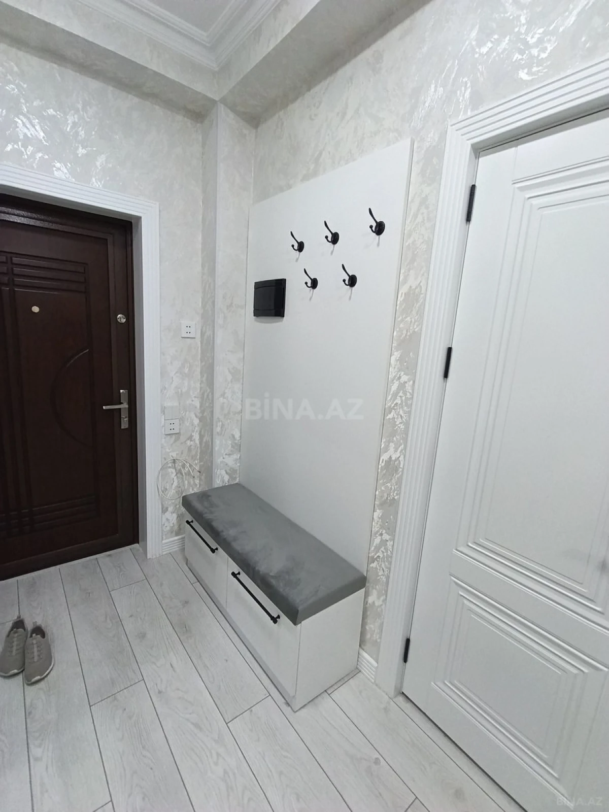 Kirayə verilir 2 otaqlı mənzil 85 m²