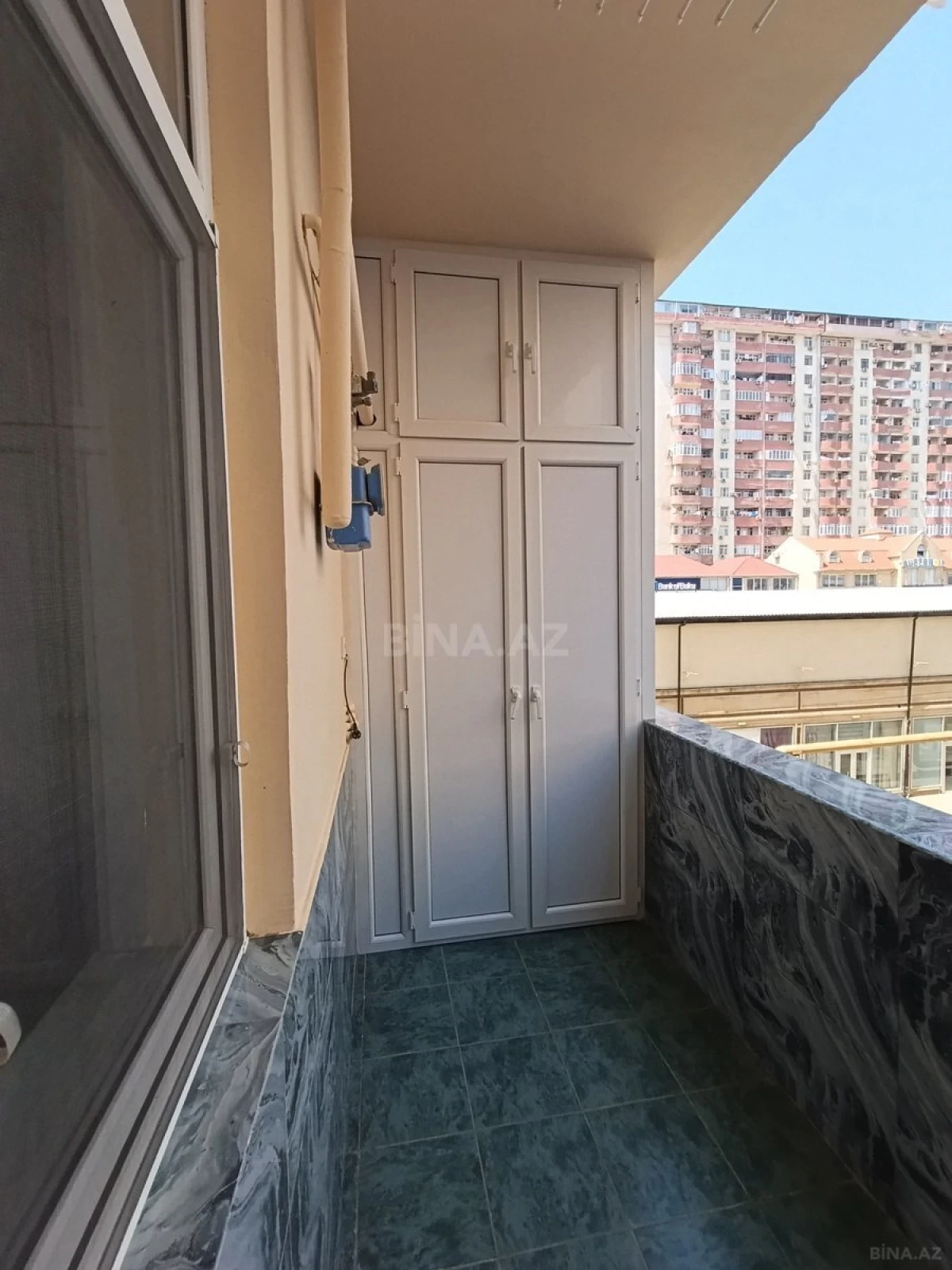 Kirayə verilir 2 otaqlı mənzil 85 m²
