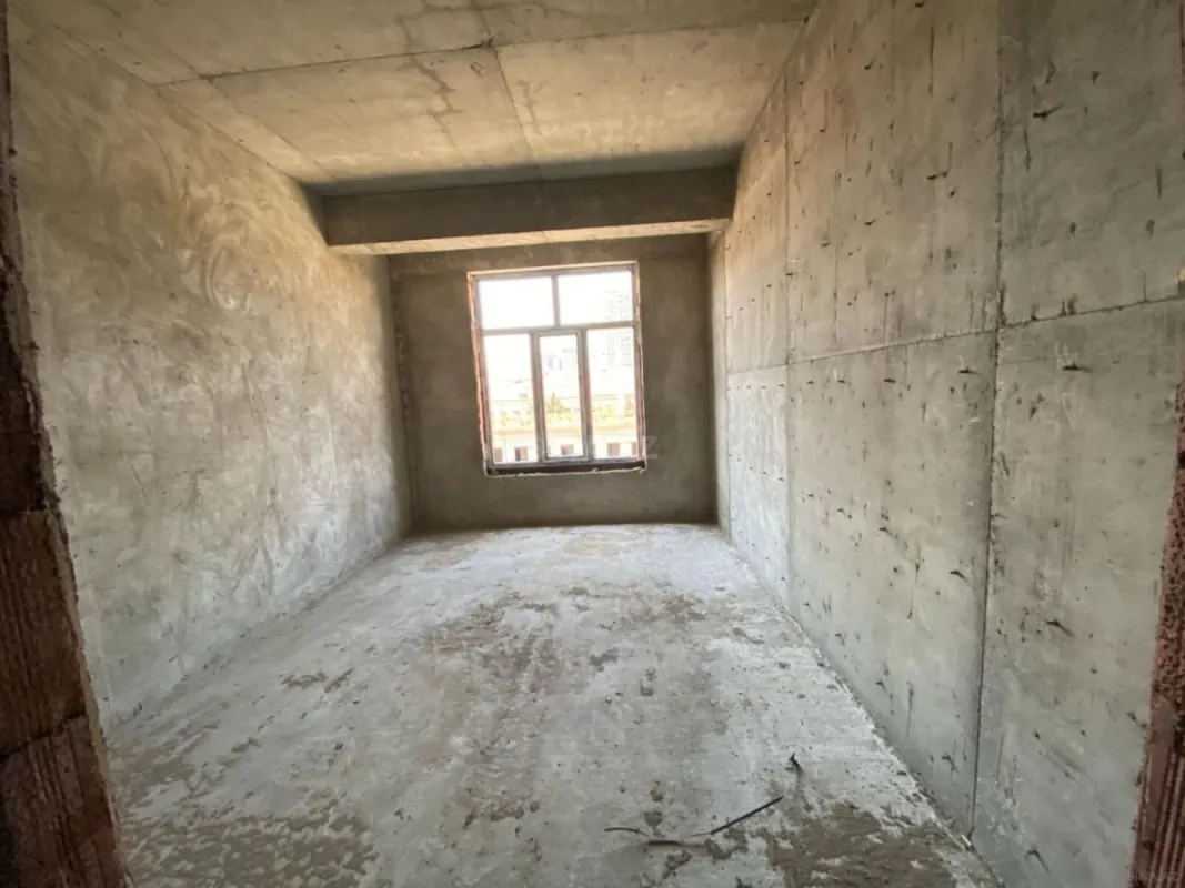 Satılır 2 otaqlı mənzil 54 m²