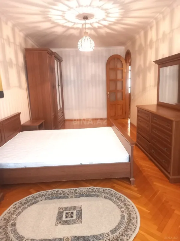 Satılır 3 otaqlı mənzil 85 m²