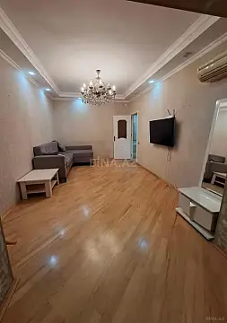 Kirayə verilir 2 otaqlı mənzil 60 m²