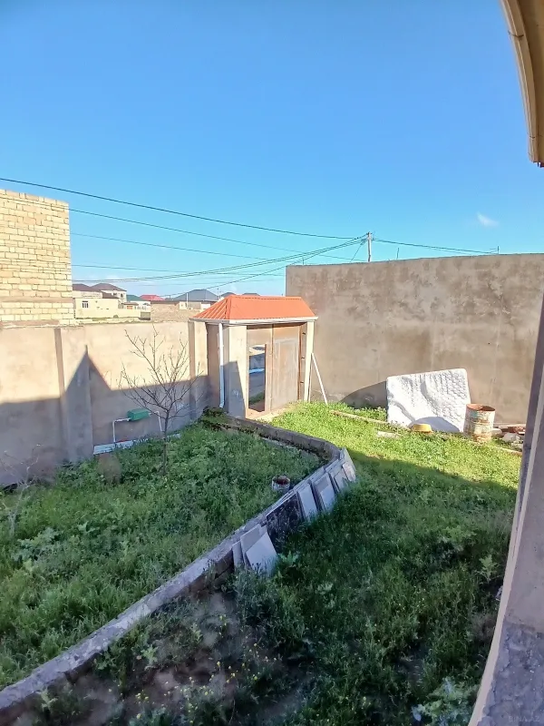 Satılır 3 otaqlı həyət evi 110 m²