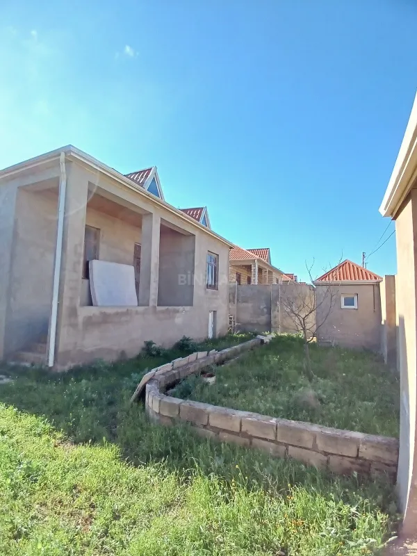 Satılır 3 otaqlı həyət evi 110 m²