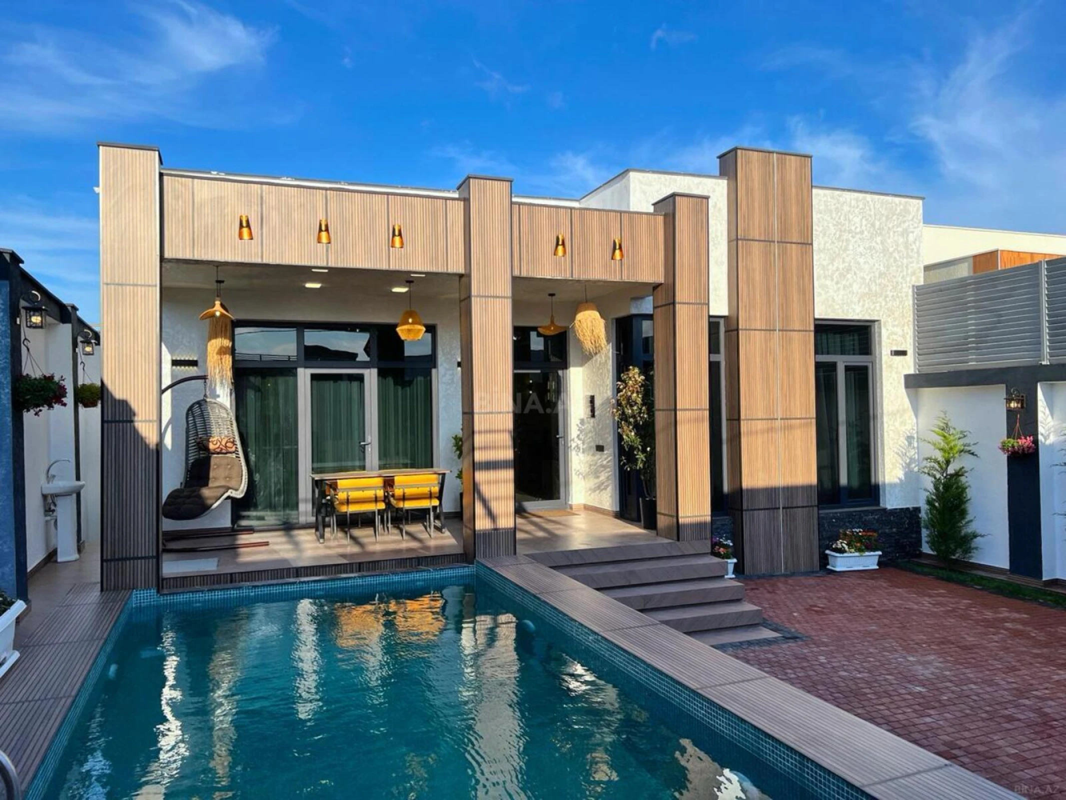 Satılır 4 otaqlı həyət evi 150 m²