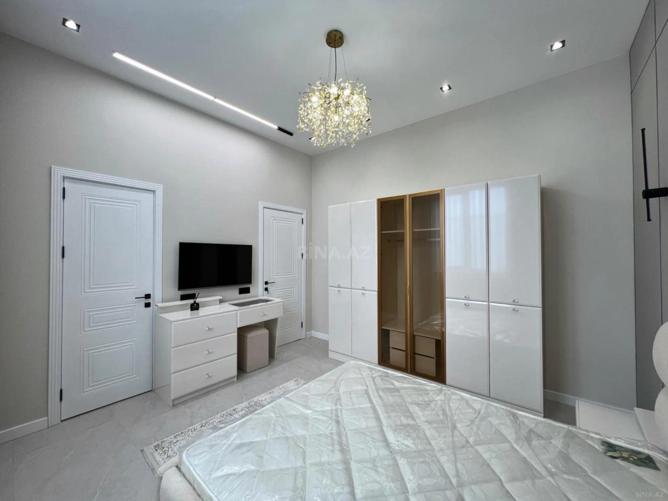 Satılır 4 otaqlı həyət evi 150 m²