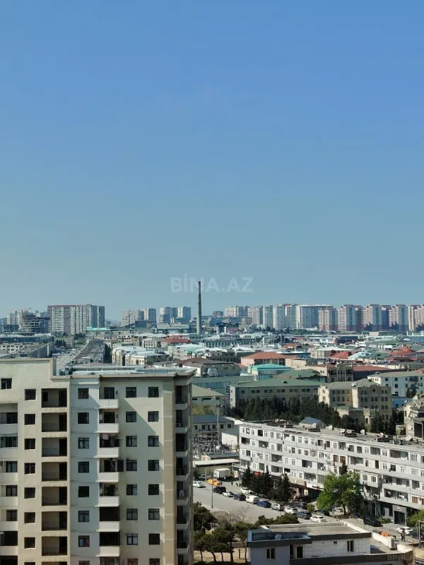 Satılır 4 otaqlı mənzil 135 m²