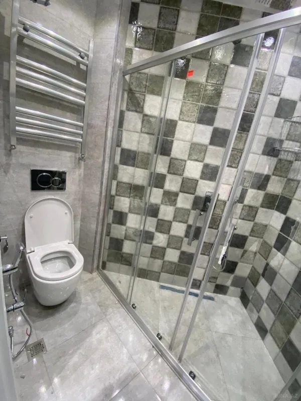 Kirayə verilir 2 otaqlı mənzil 95.2 m²