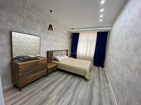 Kirayə verilir 2 otaqlı mənzil 95.2 m²