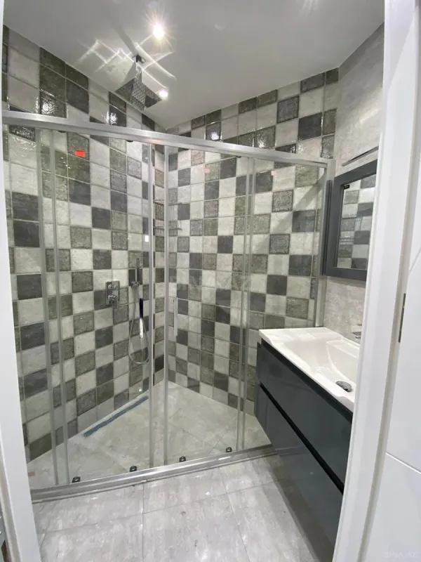 Kirayə verilir 2 otaqlı mənzil 95.2 m²