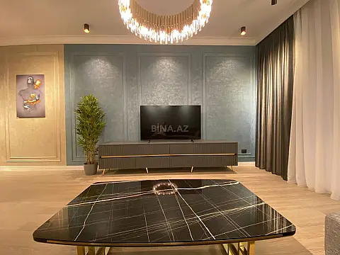 Kirayə verilir 2 otaqlı mənzil 106.5 m²
