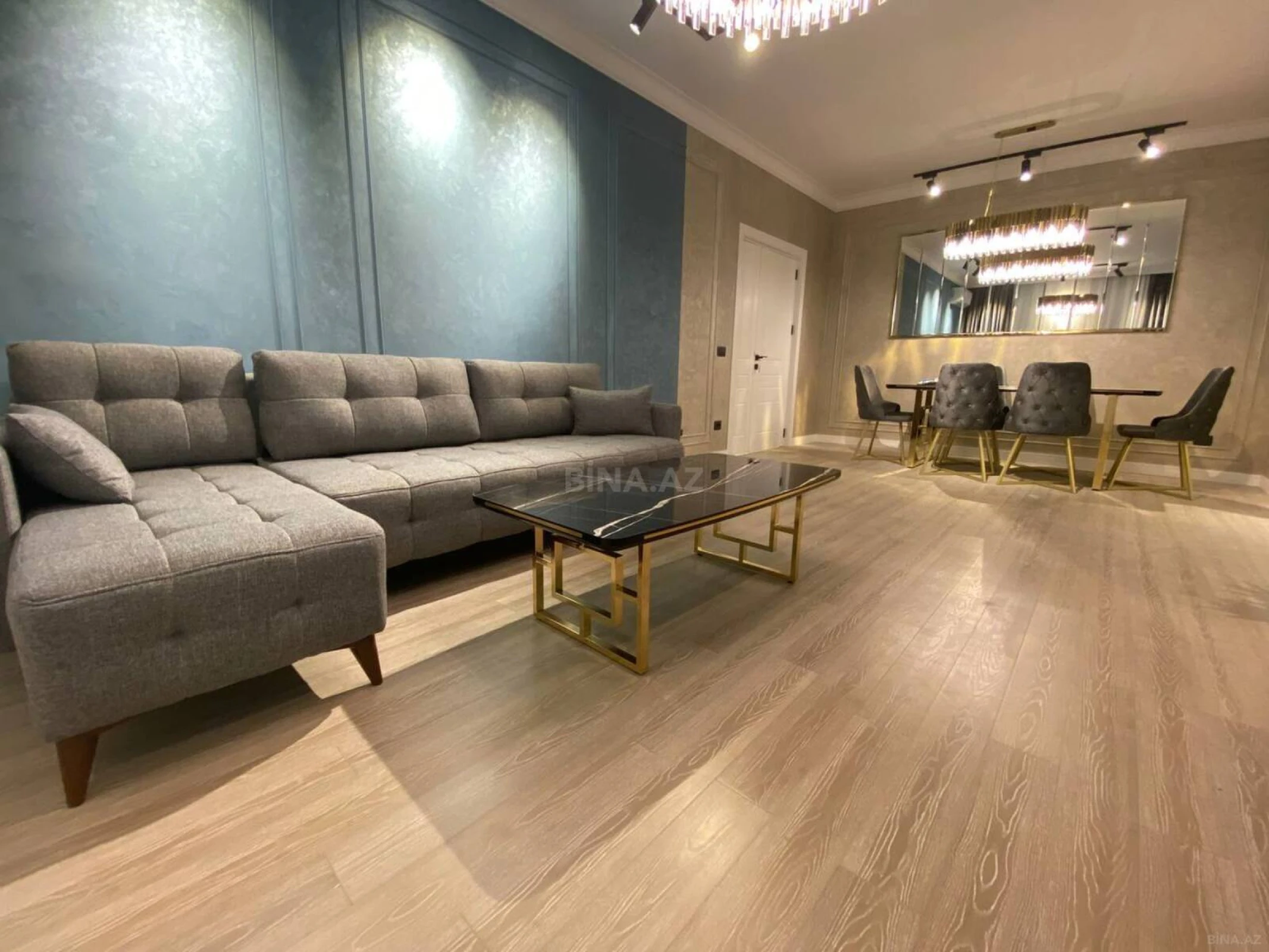 Kirayə verilir 2 otaqlı mənzil 106.5 m²