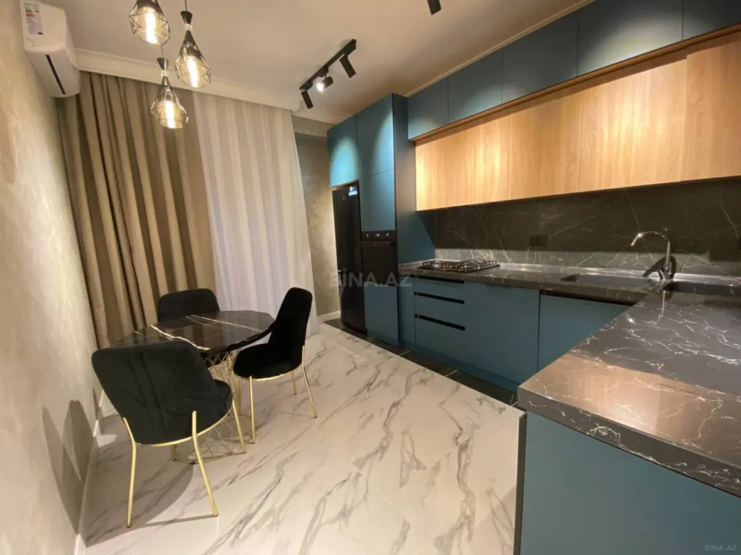 Kirayə verilir 2 otaqlı mənzil 106.5 m²