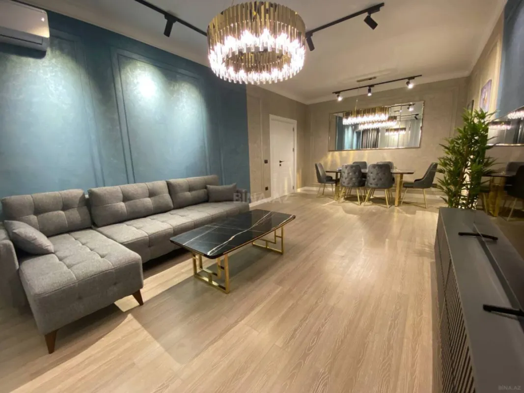 Kirayə verilir 2 otaqlı mənzil 106.5 m²