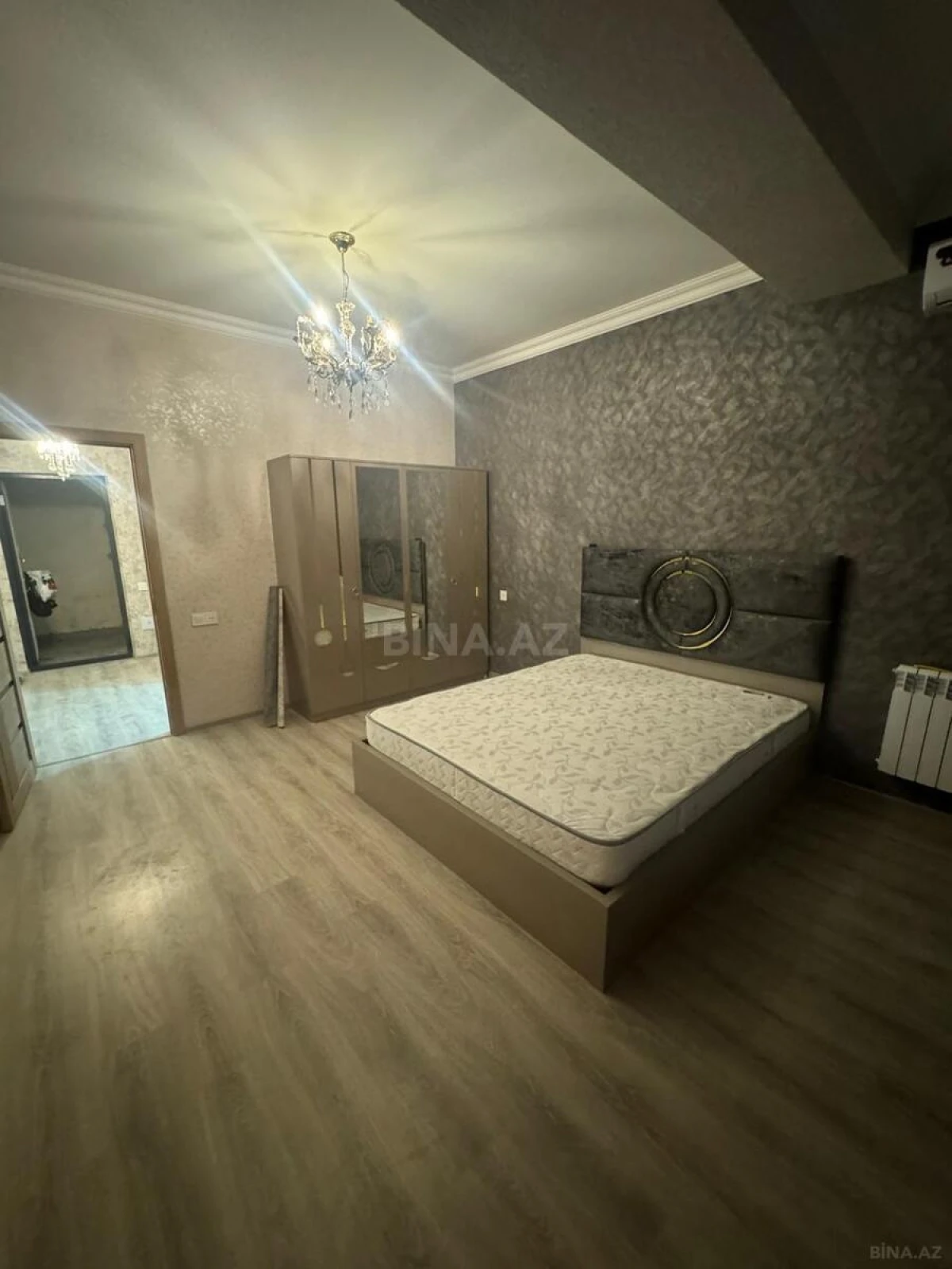 Kirayə verilir 2 otaqlı mənzil 60 m²