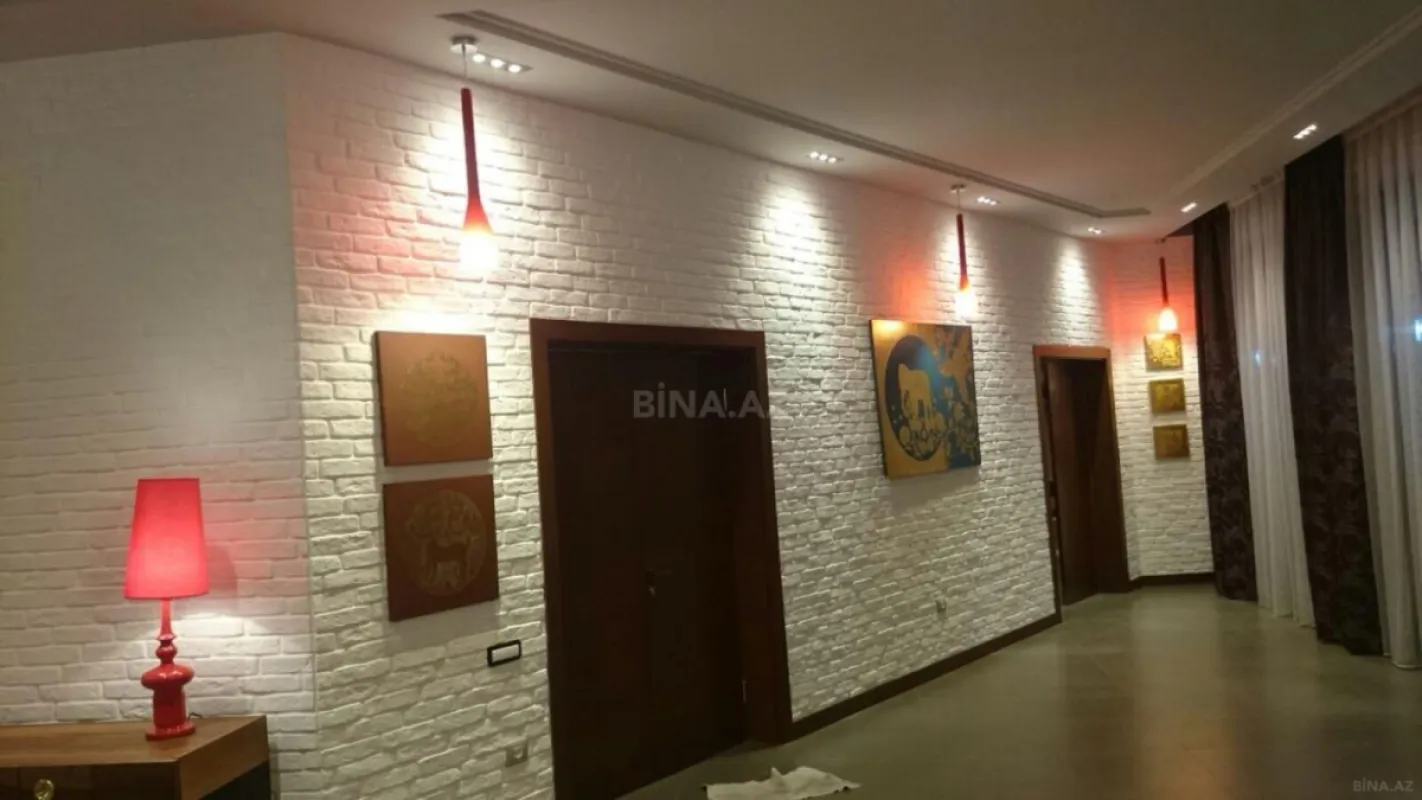 Kirayə verilir 6 otaqlı mənzil 330 m²