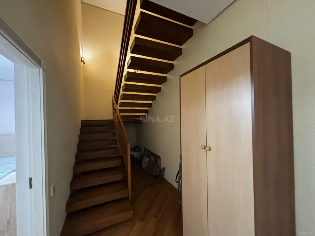 Kirayə verilir 6 otaqlı mənzil 330 m²