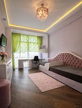 Kirayə verilir 4 otaqlı mənzil 150 m²