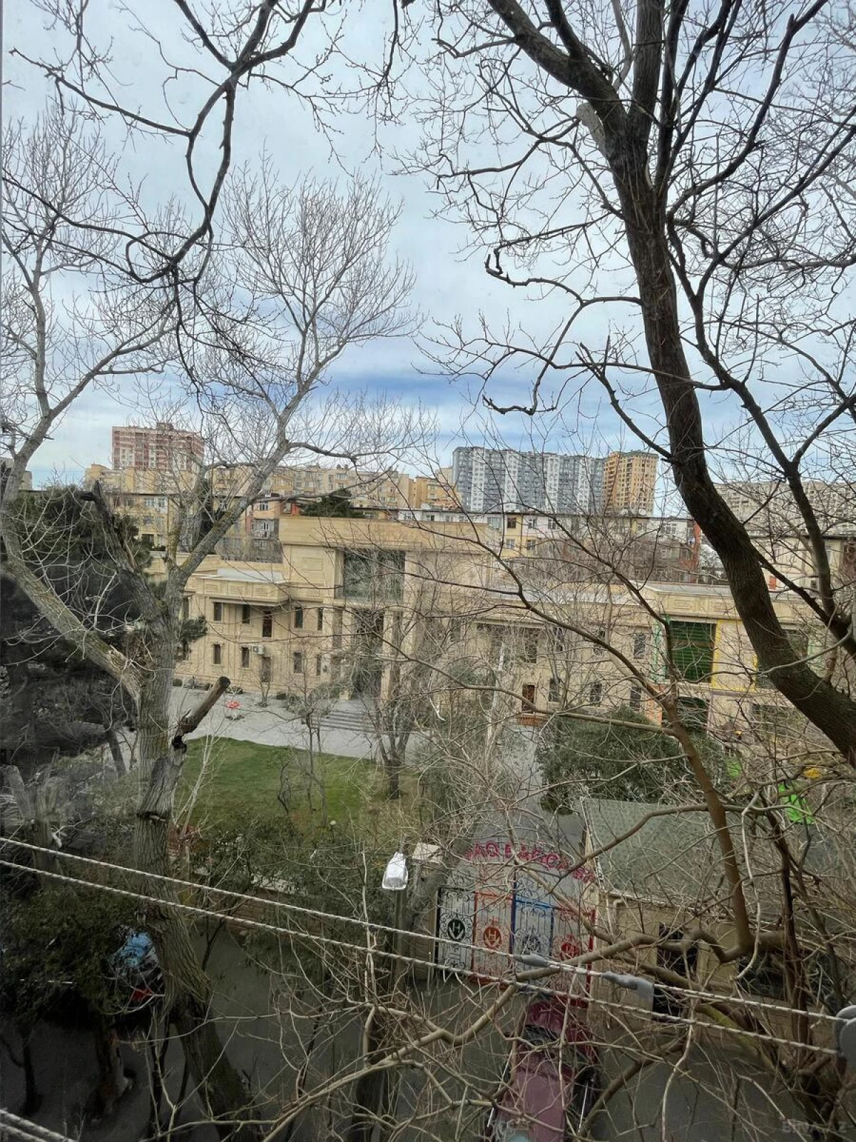 Satılır 2 otaqlı mənzil 52 m²