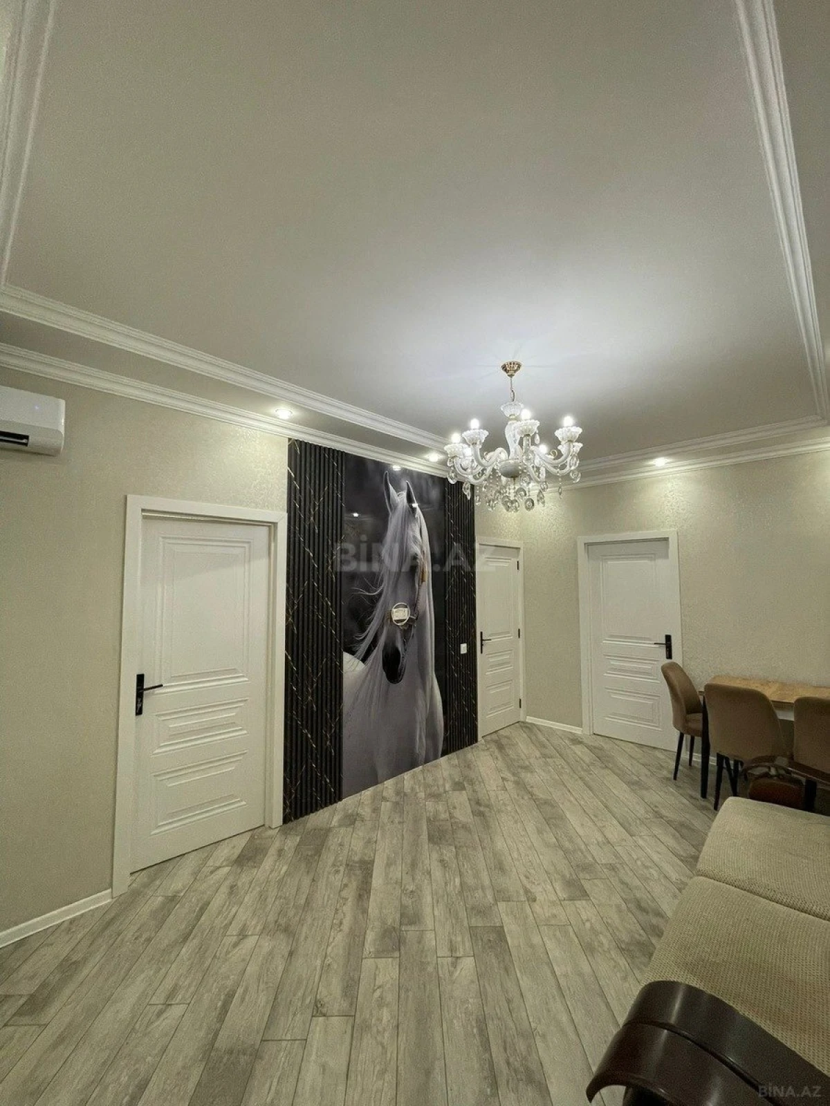 Satılır 2 otaqlı mənzil 52 m²