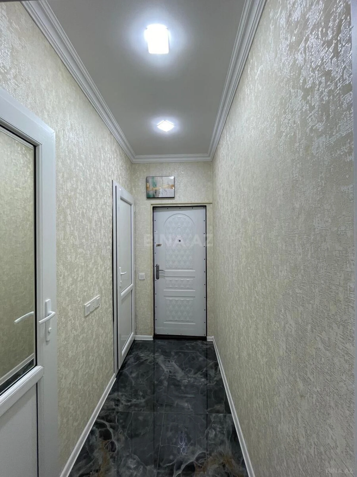 Satılır 2 otaqlı mənzil 52 m²